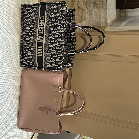 Prada Handbags - Prada tote bag
